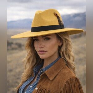 NWT Wide Brim Fedora Hat